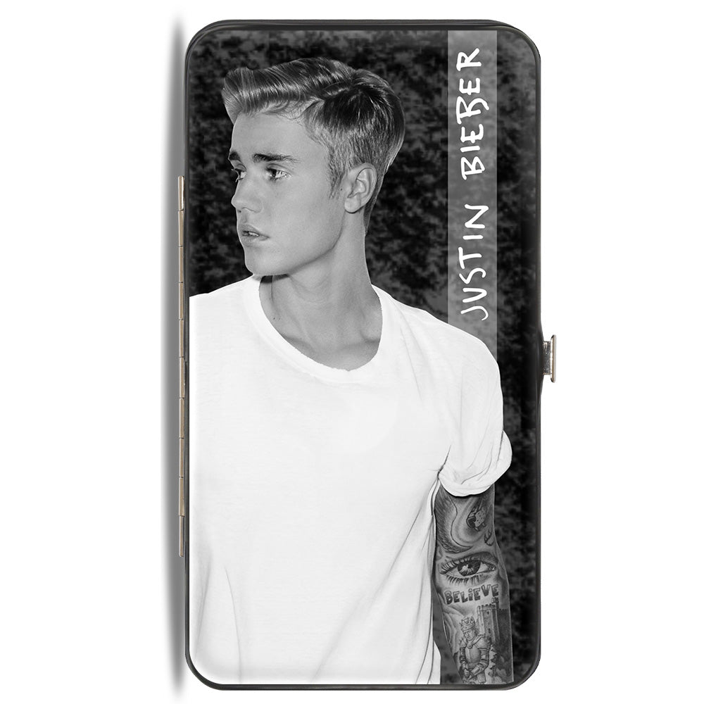 JUSTIN BIEBER ジャスティンビーバー (デビュー 15周年 ) - Hinged Wallet / TURNING POSE / 財布 【公式 / オフィシャル】