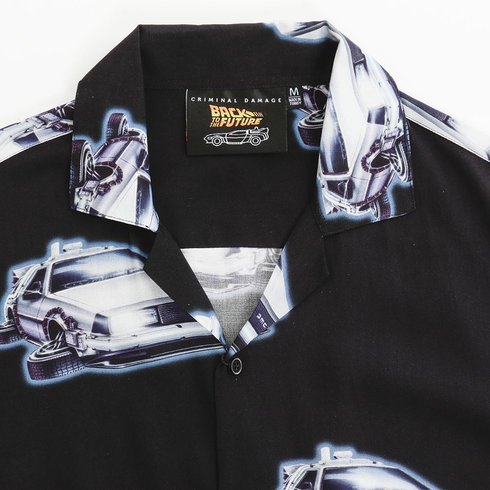 
                  
                    BACK TO THE FUTURE  (「BTTF2」 35周年 ) DELOREAN SHIRT CRIMINAL DAMAGE 公式 
                  
                