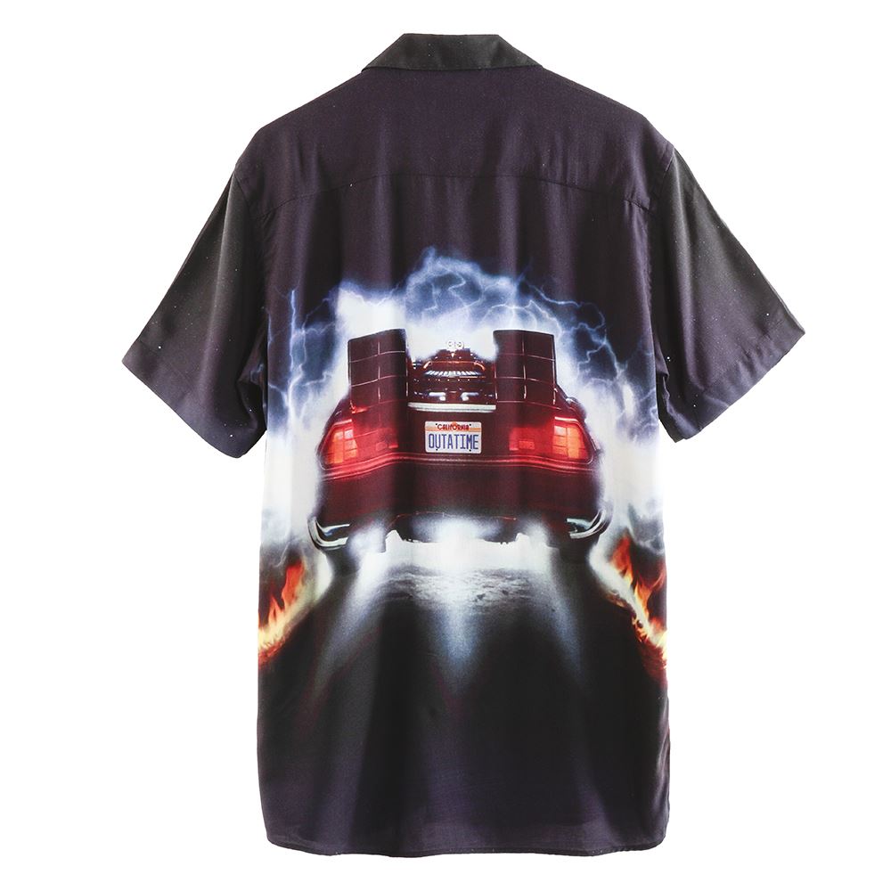 
                  
                    BACK TO THE FUTURE バックトゥザフューチャー (「BTTF2」 35周年 ) POSTER SHIRT 公式 オフィシャル
                  
                