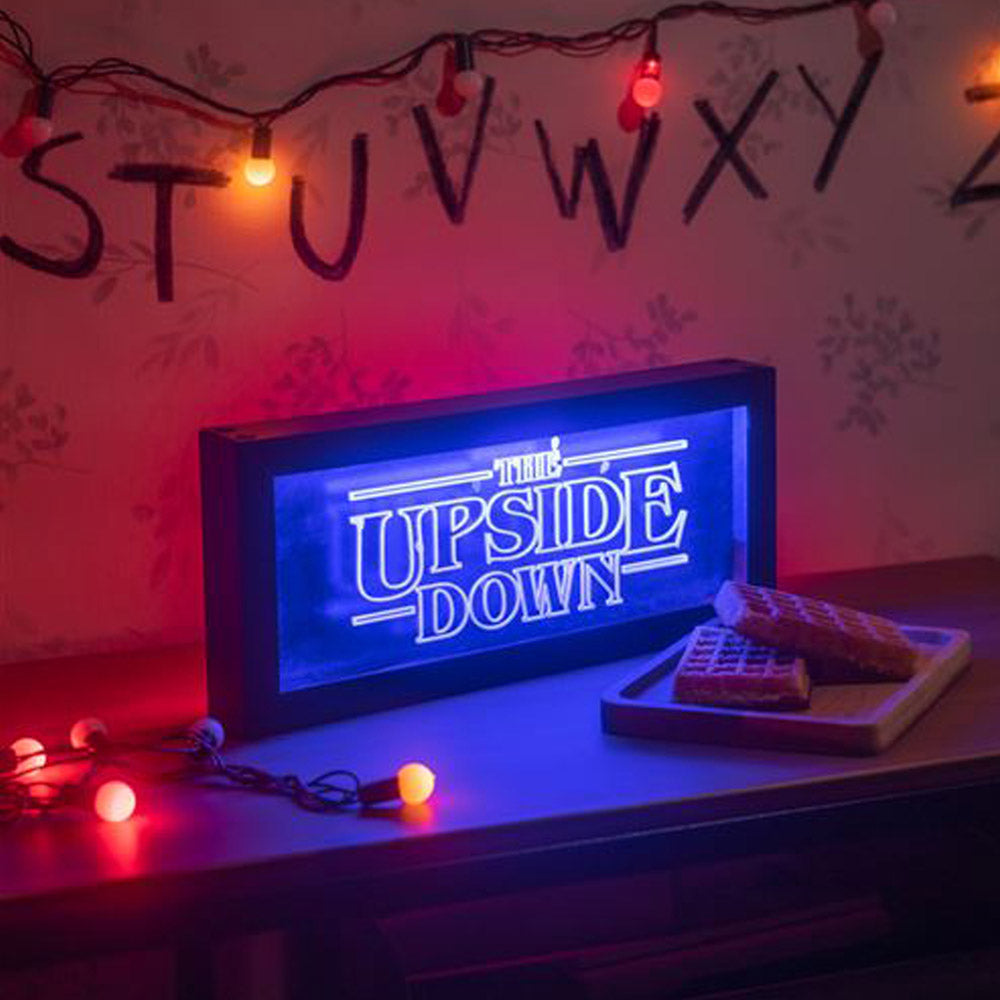 
                  
                    STRANGER THINGS ストレンジャー・シングス (シーズン5 撮影開始 ) - THE UPSIDE DOWN / インテリア照明ライト / レア / インテリア置物 【公式 / オフィシャル】
                  
                