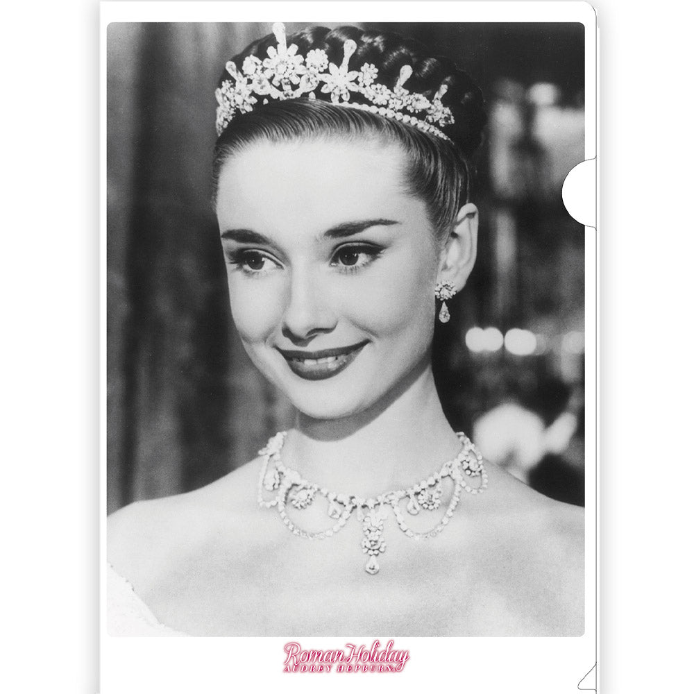 
                  
                    AUDREY HEPBURN オードリー・ヘプバーン A4クリアファイル I ファイル・バインダー 公式 オフィシャル
                  
                