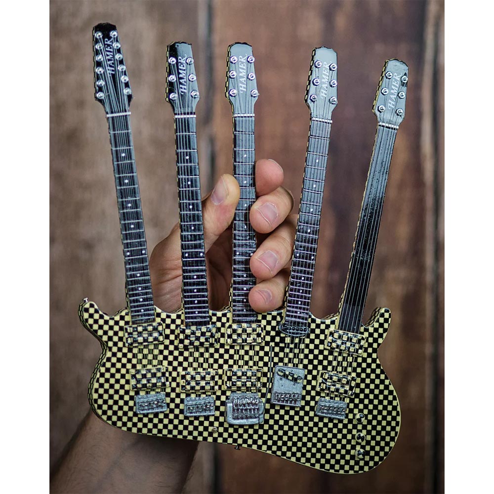 
                  
                    CHEAP TRICK チープトリック - RICK NIELSEN Five-Neck Checkered / ミニチュア楽器 【公式 / オフィシャル】
                  
                