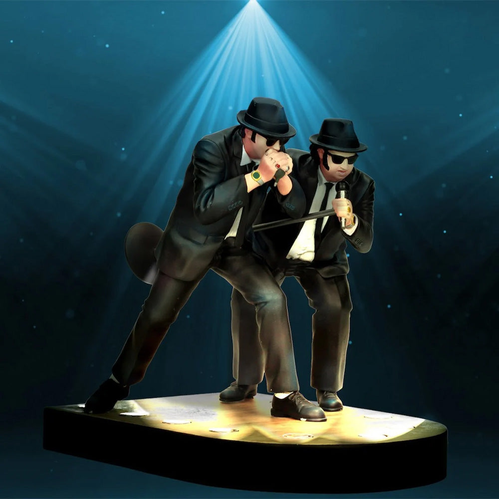 
                  
                    BLUES BROTHERS ブルースブラザーズ (John Belushi 生誕 75周年 ) - Jake and Elwood Blues Singing 1:10 Scale Figure with Lighted Base / フィギュア・人形
                  
                