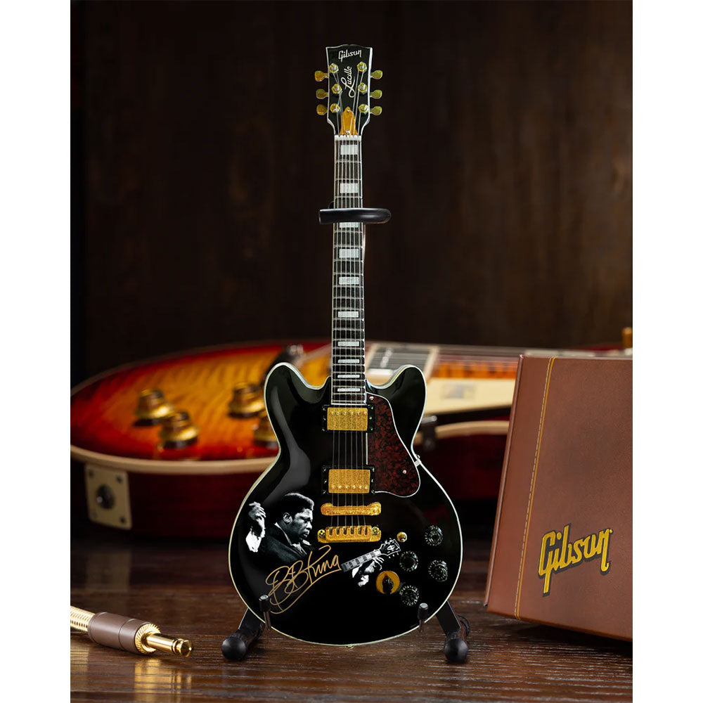 
                  
                    B.B.KING  TRIBUTE Gibson ES-355 Lucille Ebony Miniature Guitar Model
                  
                