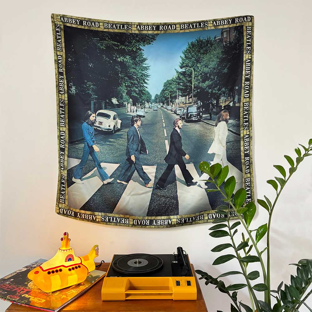 
                  
                    THE BEATLES ビートルズ (ABBEY ROAD 55周年 ) - Abbey Road Square Scarf / Disaster(U.K.ブランド) / スカーフ・マフラー 【公式 / オフィシャル】
                  
                