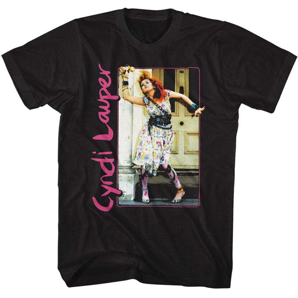 CYNDI LAUPER シンディローパー (4月 来日 記念 ) - PAINTED DRESS AND TIGHTS / Tシャツ / メンズ 【公式 / オフィシャル】